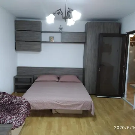Iarina Ap Decomandat 2 Cam Sat Vacanta Mamaia Apartmán