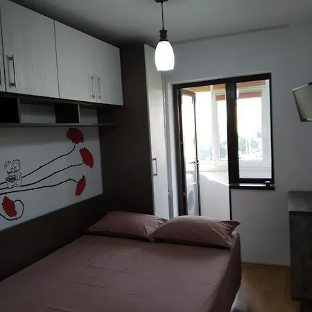 Iarina Ap Decomandat 2 Cam Sat Vacanta Mamaia Apartmán