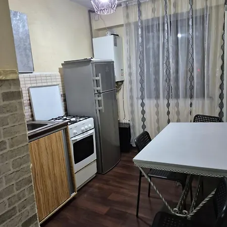Apartament Iarina Ap Decomandat 2 Cam Sat Vacanta Mamaia