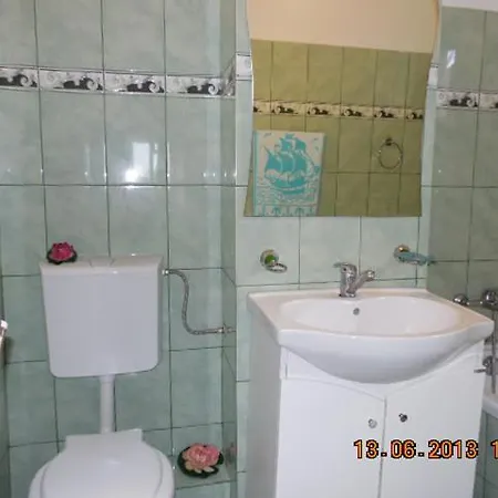 Iarina Ap Decomandat 2 Cam Sat Vacanta Mamaia Apartament Konstanca
